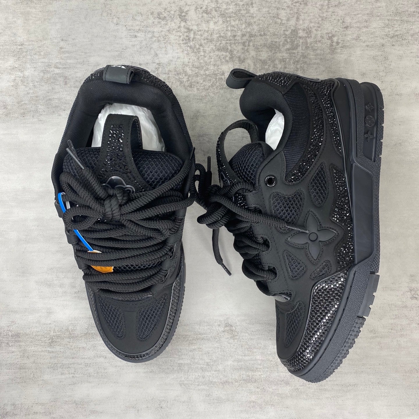 LV Skate — Black with strass