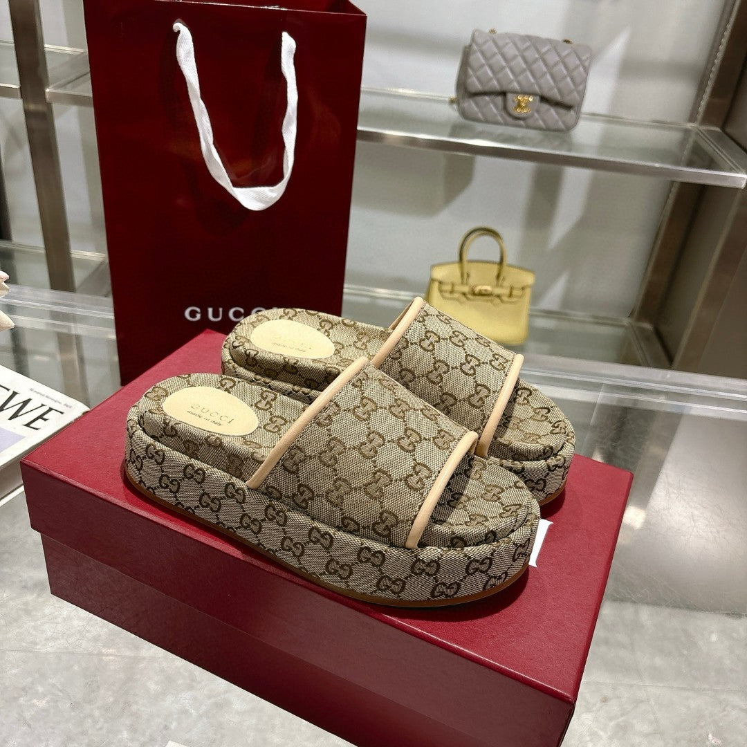 Gucci Slide